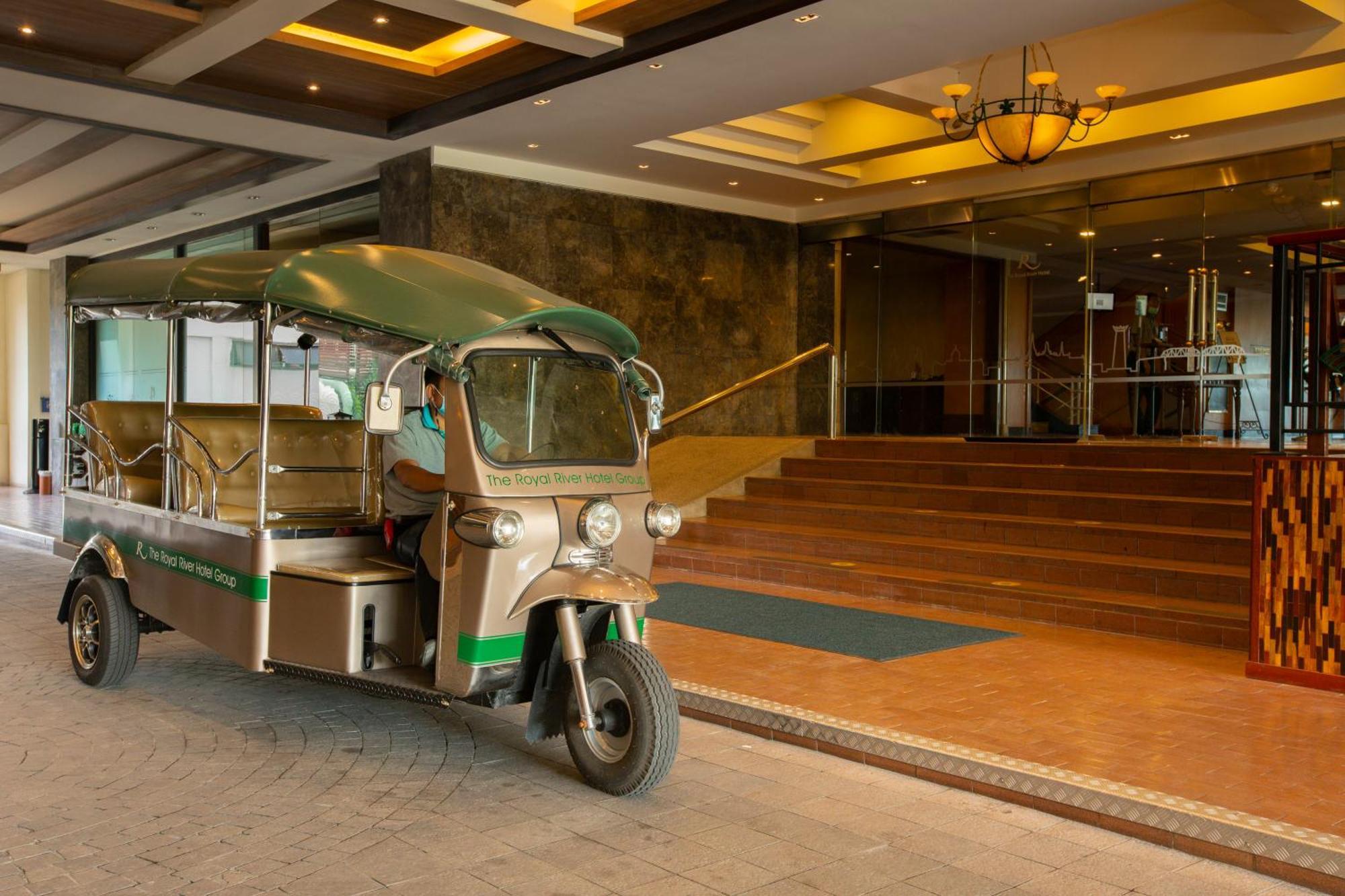The Royal River 4* Bangkok